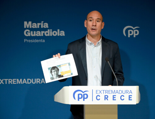El PP pregunta a Gallardo por qué el hermano de Pedro Sánchez no está obligado a hacer la declaración de la renta cuando gana más de 55.000 euros de la Diputación de Badajoz