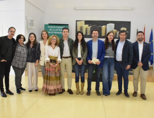 La Junta de Extremadura destaca la capacidad del libro para contribuir a la creación de la memoria colectiva