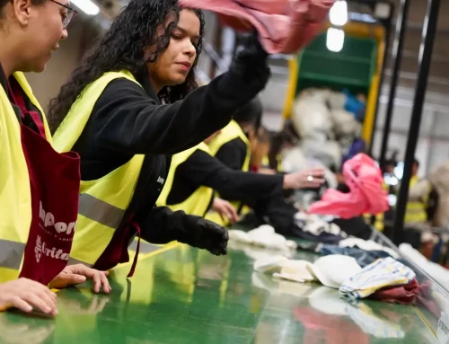 El reciclaje textil es la lanzadera del empleo social en España