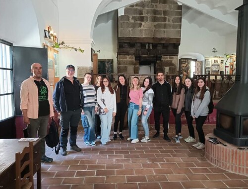 El grupo comarcal Ecologistas en Acción Dehesas y Villuercas ha llevado a cabo una jornada de sensibilización sobre los recursos ambientales, etnográficos y agropecuarios en la comarca de Trujillo con estudiantes de la Universidad de Extremadura.