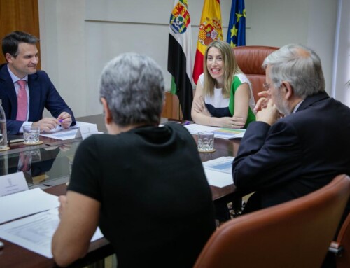 María Guardiola preside la reunión del Consejo de Concertación Social y Económica de Extremadura