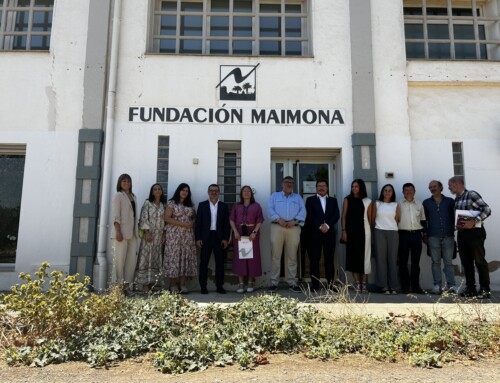El consejero de Economía muestra su apoyo a la Cooperativa Virgen de la Estrella de Los Santos de Maimona en el desarrollo de su proceso de internacionalización