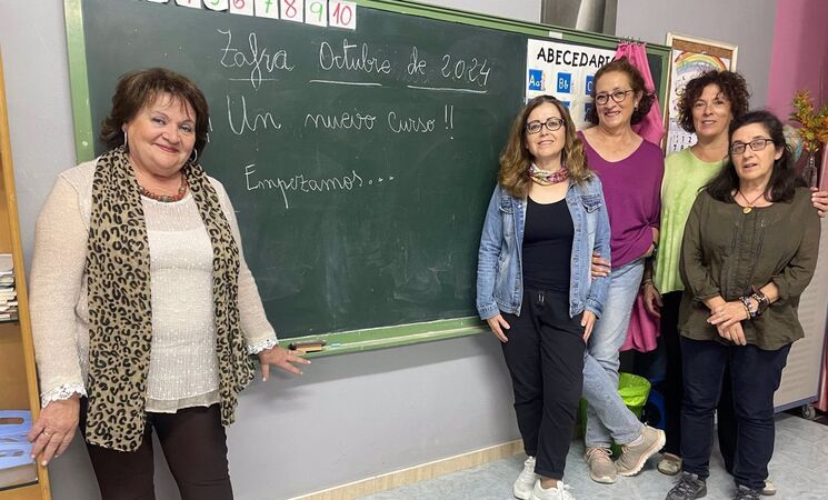 La ONG Zafra Solidaria inicia su programa de refuerzo escolar con seis voluntarias