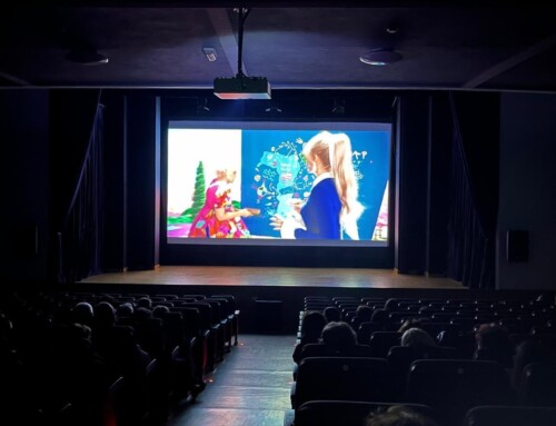 El Teatro Cine Monumental ha iniciado la nueva temporada con la proyección de la película “Barbie”