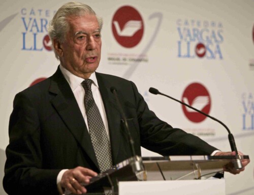 El Premio Bienal de Novela Mario Vargas Llosa se celebrará por primera vez en España en 2025 en la ciudad de Cáceres