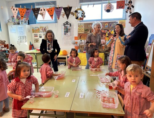 La consejera de Educación anuncia que las ayudas de 200 euros al mes para escolarización llegarán el próximo curso a alumnos 1-2 años