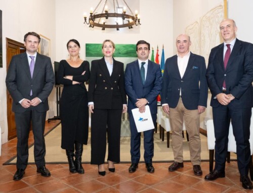 María Guardiola recibe a CIEM tras el reconocimiento como patronal por parte de la CEOE