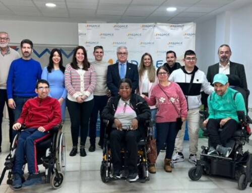 ASPACE Badajoz y el Centro Penitenciario de Badajoz se unen para divulgar ciencia con la Universidad de Extremadura