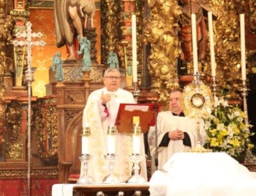 El Arzobispo presidió las vísperas en la Catedral para pedir por el papa Francisco