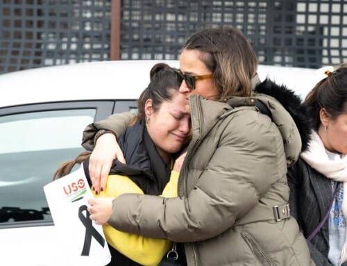 María Guardiola traslada sus condolencias a la familia y compañeros de la educadora social asesinada en Badajoz