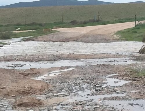 Rescatado ileso tras ser arrastrado por un golpe de agua en el río Ortiga cerca de Quintana de la Serena