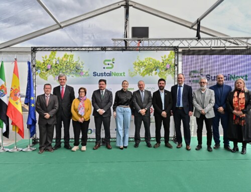 La presidenta de la Junta de Extremadura visita la fábrica de NATAC en Hervás: «Es ese ejemplo de este nuevo modelo económico en nuestra región»